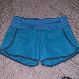 Blue lulu shorts size 4 excellent condition